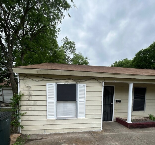 Building Photo - 1502 Duncan Ave