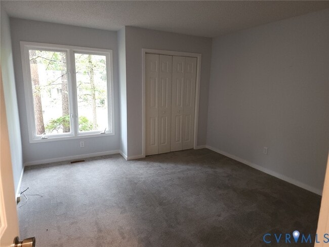Building Photo - 10110 Hearthrock Ct