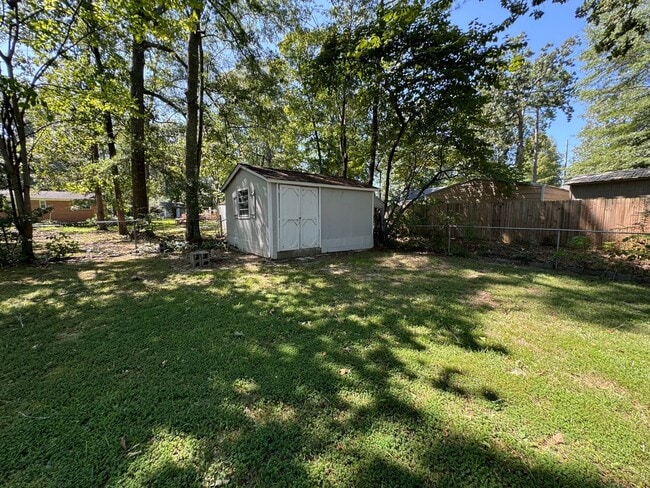 Building Photo - 2/2 Charming House in Garden Lakes $1,296