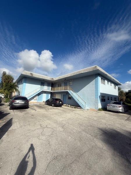 Primary Photo - 1021 NW 45th St