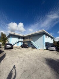 Building Photo - 1021 NW 45th St