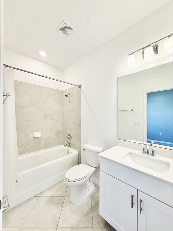 Building Photo - 16304 Quesa Dr