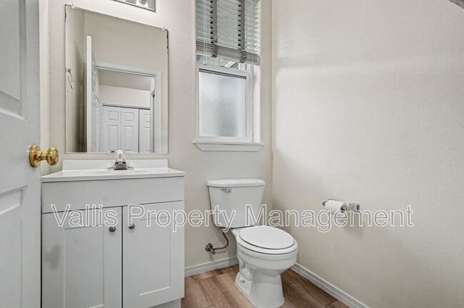 Building Photo - 4936 Evie Jean St NE