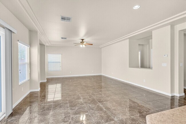 Building Photo - 6524 W Baroque Ave