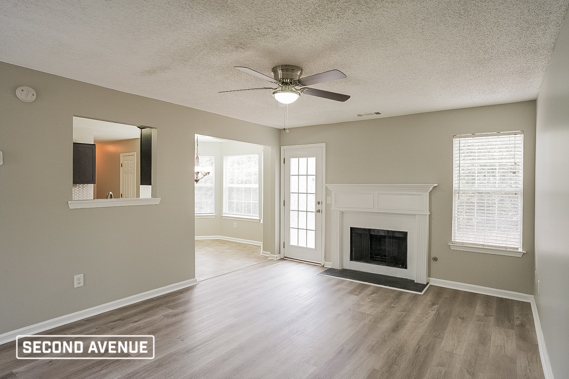 Building Photo - 2851 Knoll View Pl