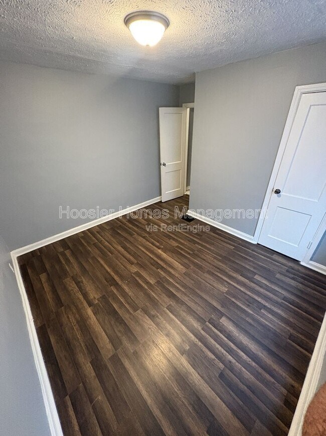 Building Photo - 1031 N Centennial St