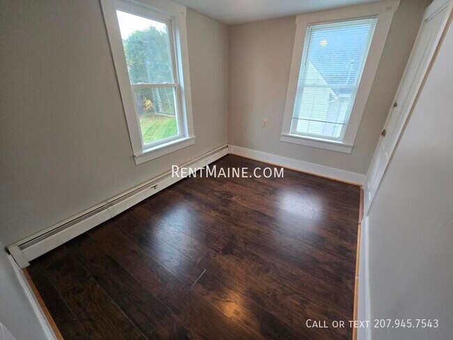 Building Photo - 1237 State St