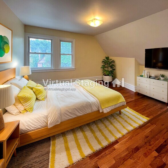 Bedroom 1 - 926 Savannah Ave