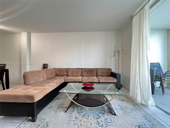 Building Photo - 3551 NE 169th St