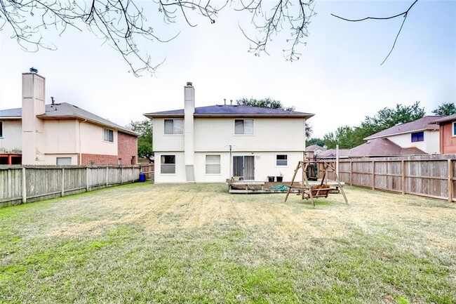 Building Photo - 12654 Pine Bush Dr