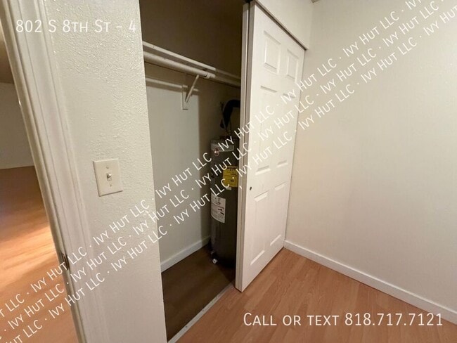 Building Photo - 802 S 8th St