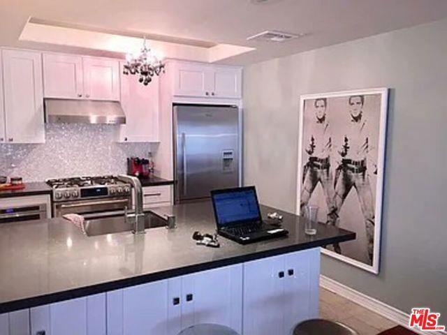 Building Photo - 1278 S Camden Dr