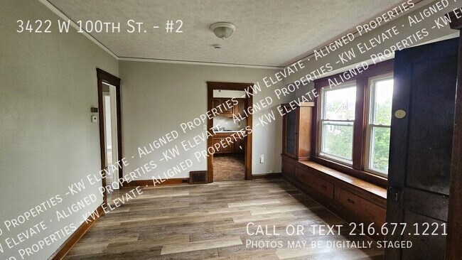 Building Photo - 3422 W 100th St