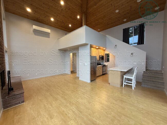 Building Photo - Two Bedroom Carmel Highlands Enclave with Ocean Views