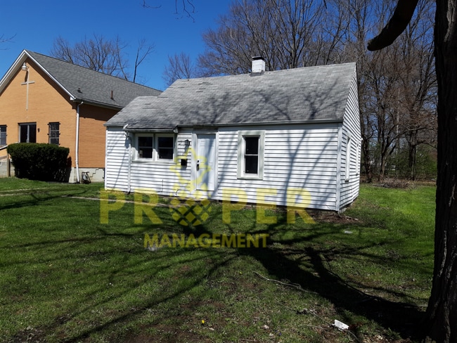 Primary Photo - very cute 2 bedrooms 1 bathroom house