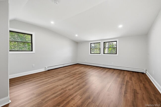 Building Photo - 3685 Hope Pl