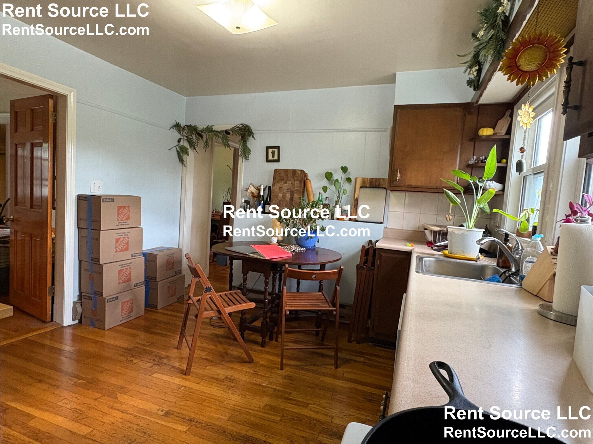 Building Photo - 19-21 Sartwell Ave. Unit 3