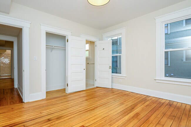 Building Photo - 27 Hubinger St