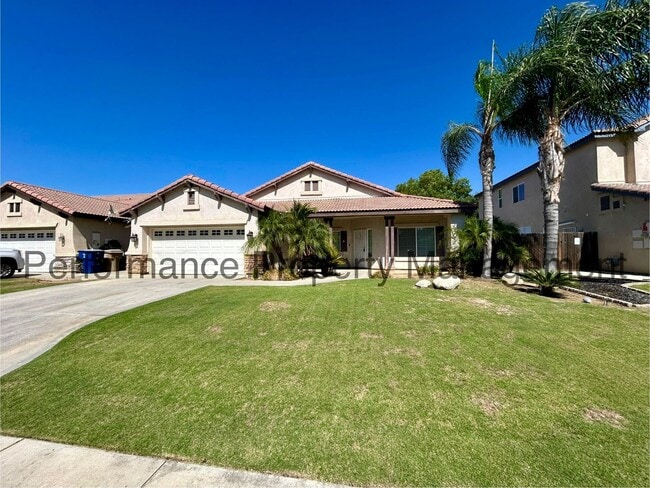 Primary Photo - Stunning 4 Bed/2 Bath NW Bakersfield Home ...
