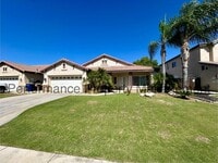 Building Photo - Stunning 4 Bed/2 Bath NW Bakersfield Home ...