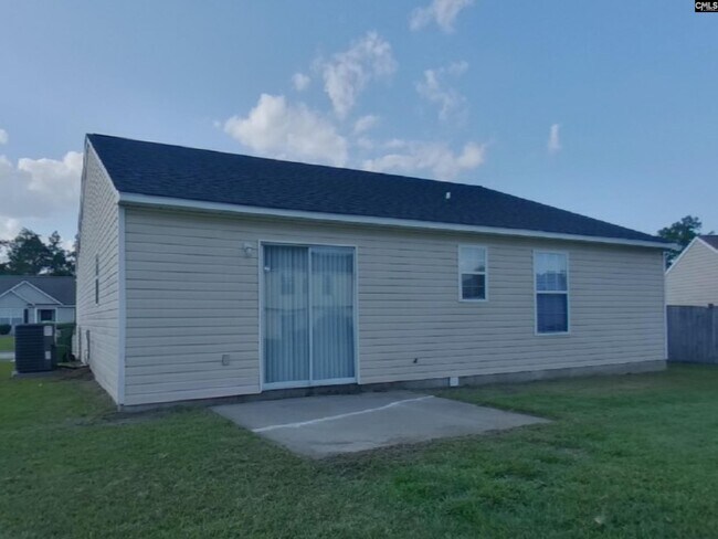 Building Photo - 208 Denby Cir
