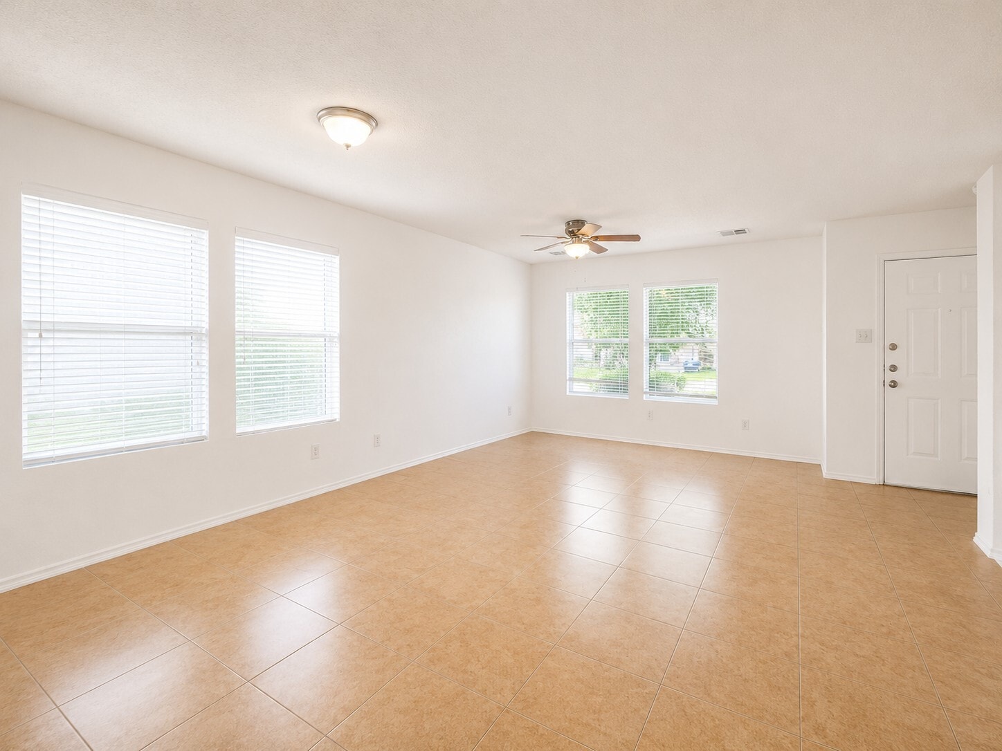 Building Photo - 3608 Willow Creek Trl