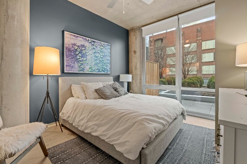 Building Photo - 1443 S State St