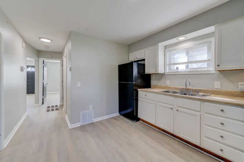 Building Photo - 5305 Wilborn Dr