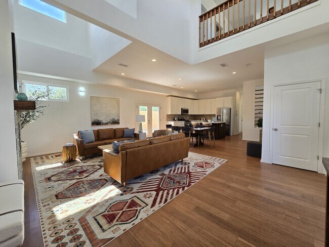 Building Photo - 2822 Camino Mendoza