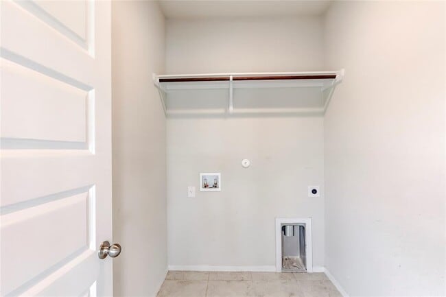 Building Photo - 2721 Winding Creek Rd