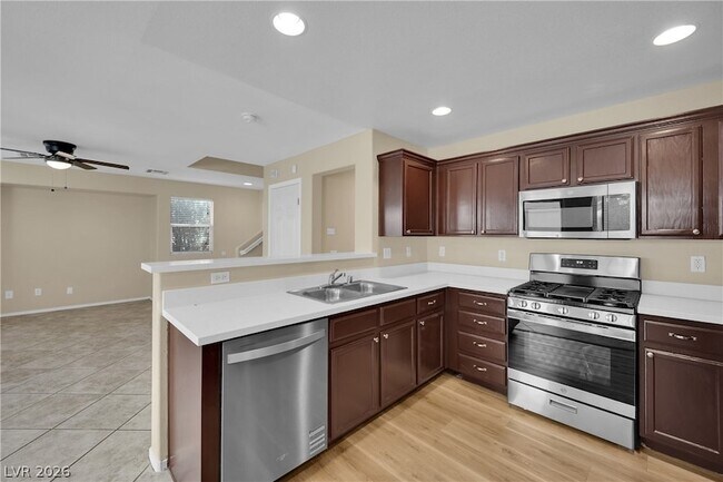 Building Photo - 5989 Banbury Heights Way