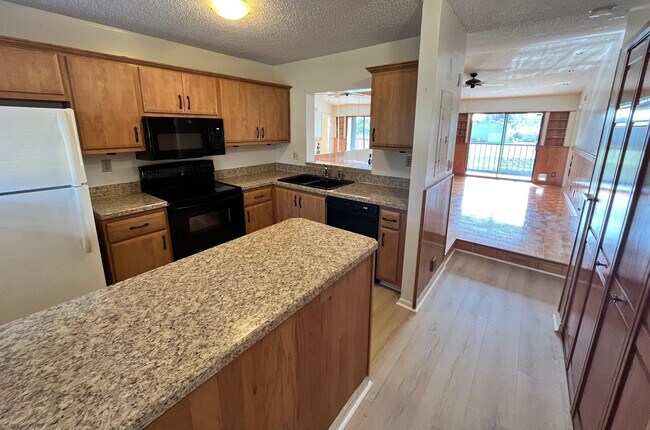 Building Photo - 9449 Boca Cove Cir