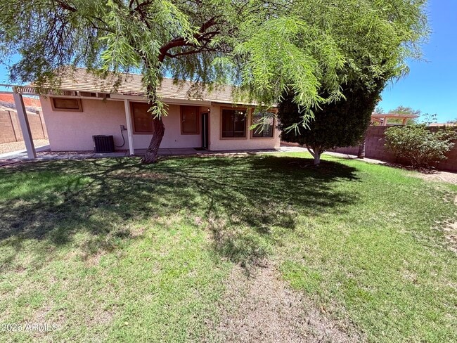 Building Photo - 6730 E Preston St