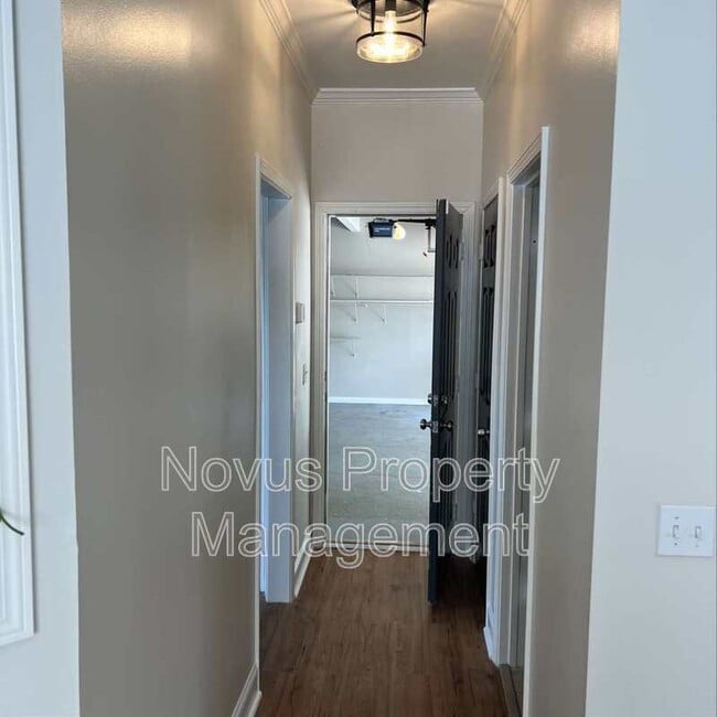 Building Photo - 106 Turtle Pointe Dr