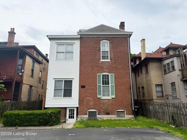 Building Photo - 1231 S 4th St