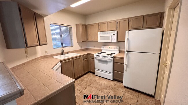 Building Photo - **Move In Special Half off first months re...