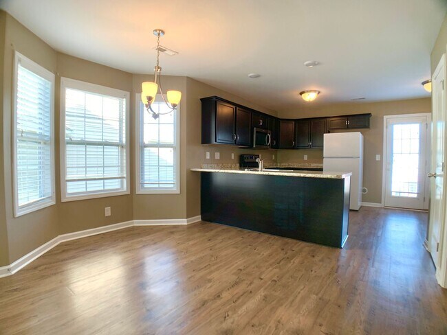 Building Photo - 216 Alexander Blvd