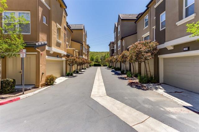 Building Photo - 1383 Cattail Ct