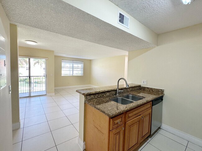 Building Photo - 1241 SW 46th Ave
