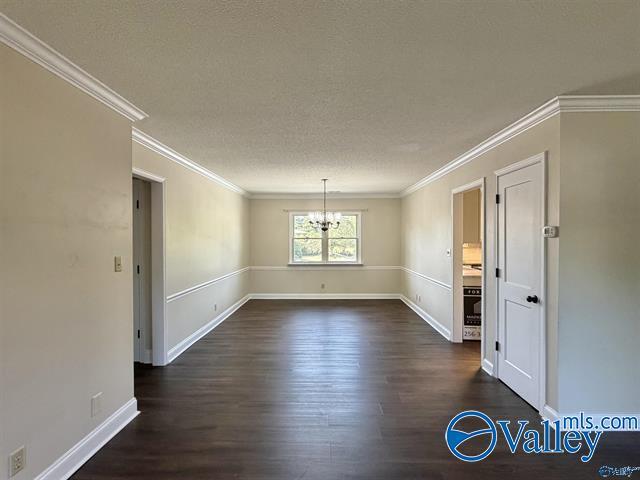 Building Photo - 1208 SE Willowbrook Dr
