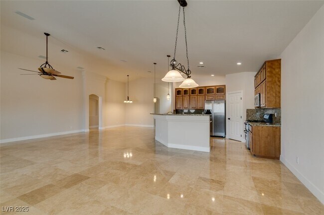 Building Photo - 2180 Dogwood Ranch Ave