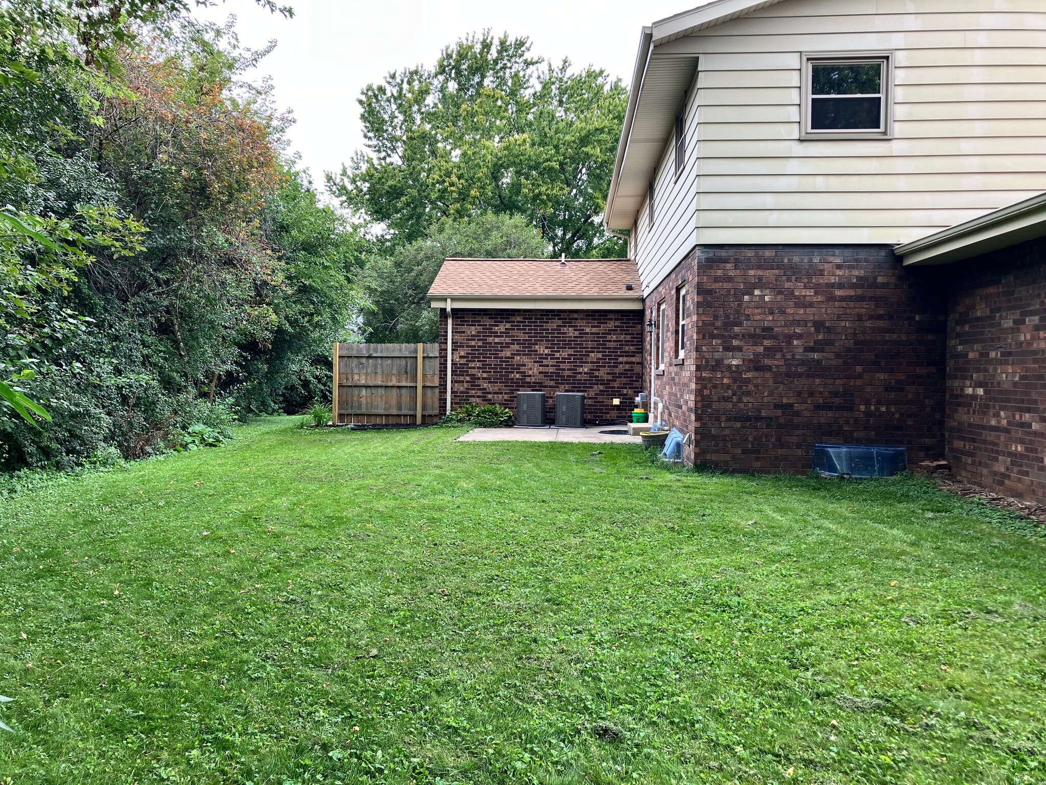 Building Photo - 2709 Albany Ct