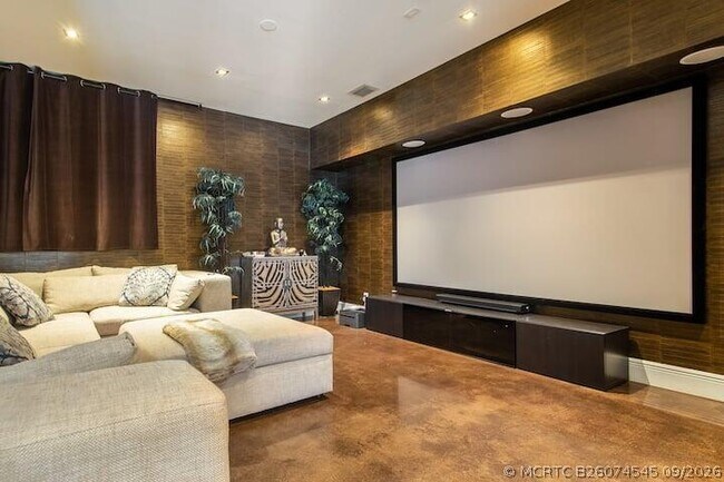 Building Photo - 11700 SW 22nd Ct