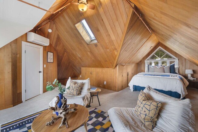 Building Photo - Architectural Madrona Retreat with Panoramic Lake Washington Views, Solar & Detached Office- Avai...