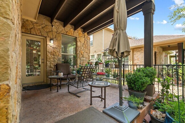 Building Photo - 7317A Colina Vista Loop