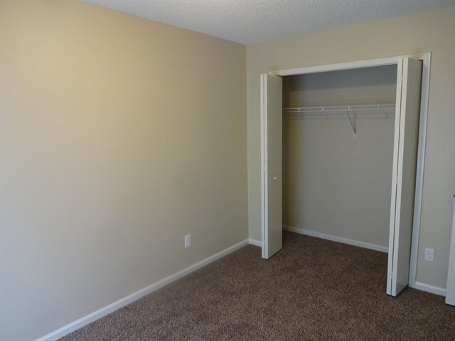 Building Photo - 785 Port Wine Ln
