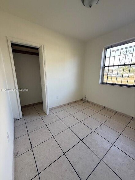 Building Photo - 14620 Monroe St