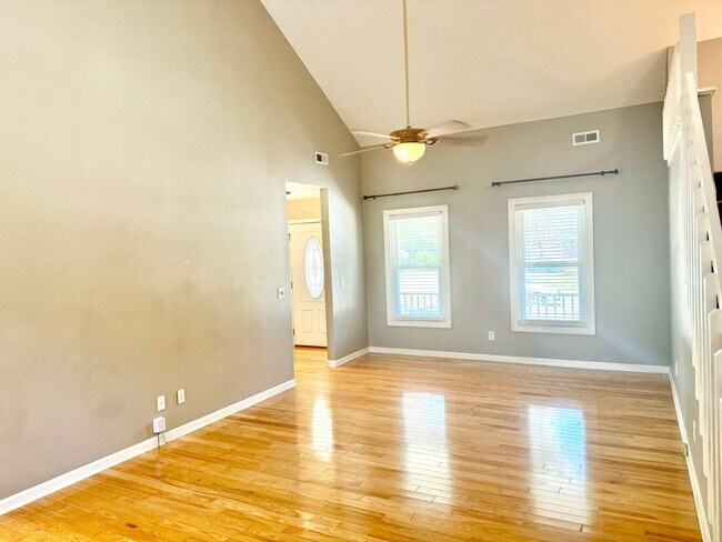 Building Photo - 3/2 Brick Home in Crowfield Plantation in Goose Creek!