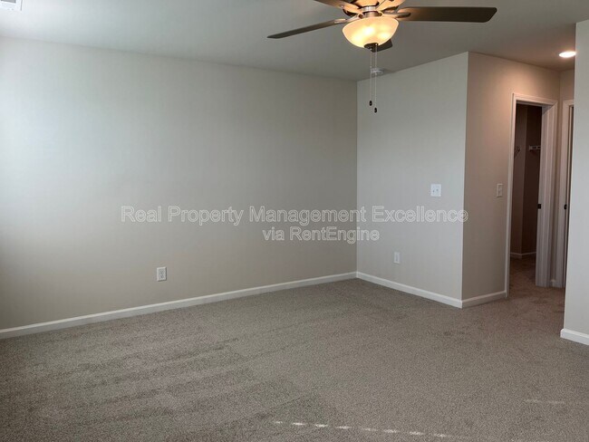 Building Photo - 139 Pinkie Ln