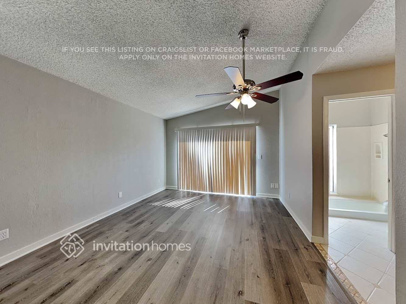 Building Photo - 409 W Beverly Ln